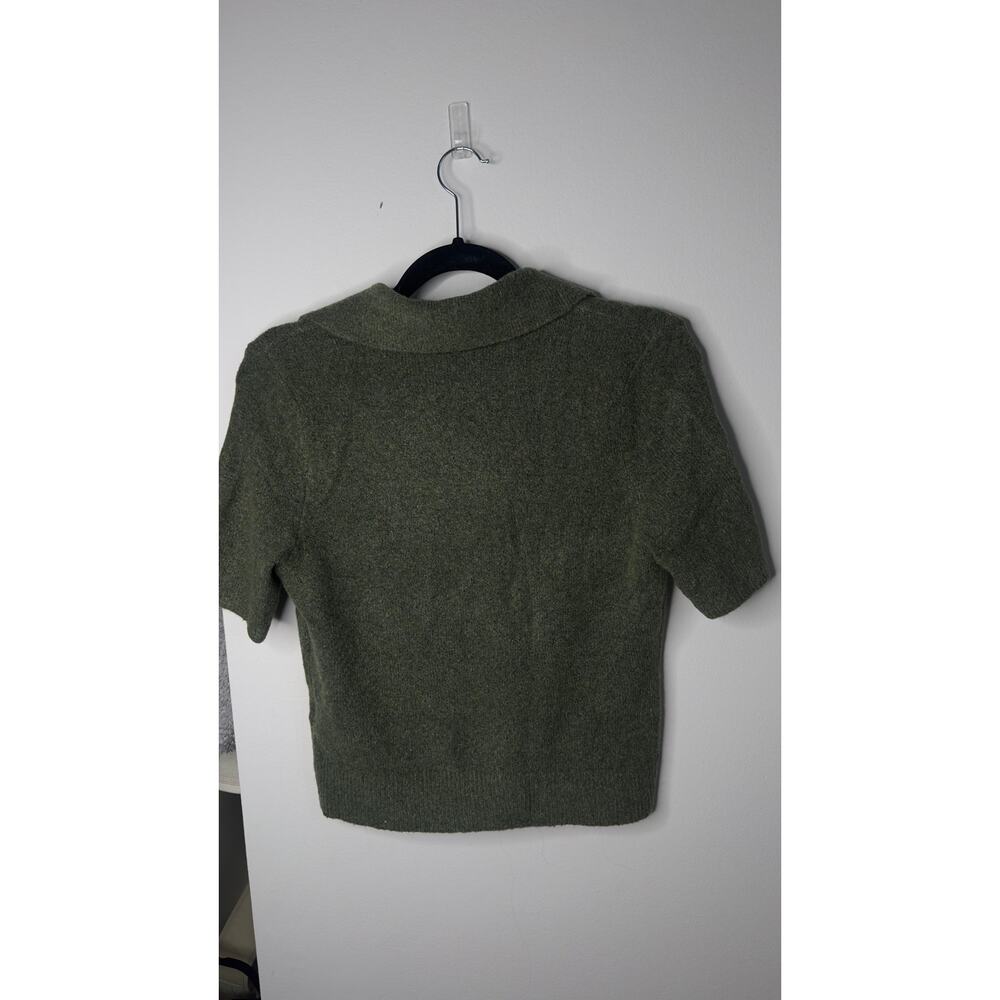 NEW WITHOUT TAGS Abercrombie Olive Green Notch Neck Wool Blend Sweater Sz Small - Picture 3 of 5